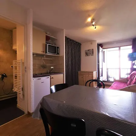 4 Pers Skis Aux Pieds, Proche Commerces Et Bus - Fr-1-545-39 발토랑스