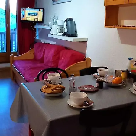 Appartement 4 Pers Skis Aux Pieds, Proche Commerces Et Bus - Fr-1-545-39 *