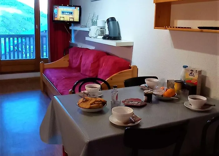 Appartement 4 Pers Skis Aux Pieds, Proche Commerces Et Bus - Fr-1-545-39 *